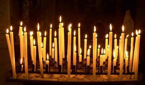Заговор на церковные свечи