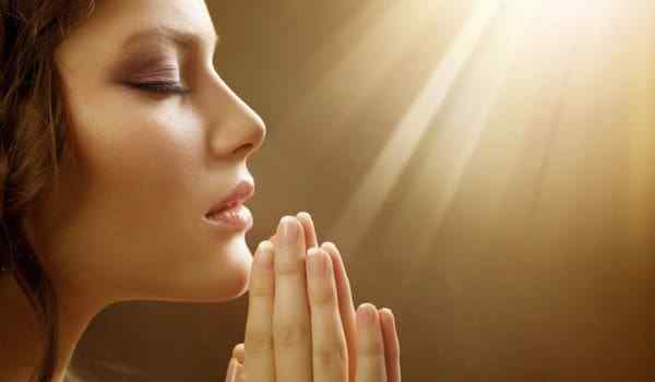 Духовные молитвы и заговоры защищают и оберегают