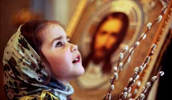 Что лучше для ребенка молитва в стихах или песня?