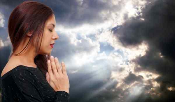Как вернуть мужа или жену в семью молитвами