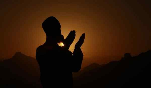 Мусульманская молитва за душу усопшего