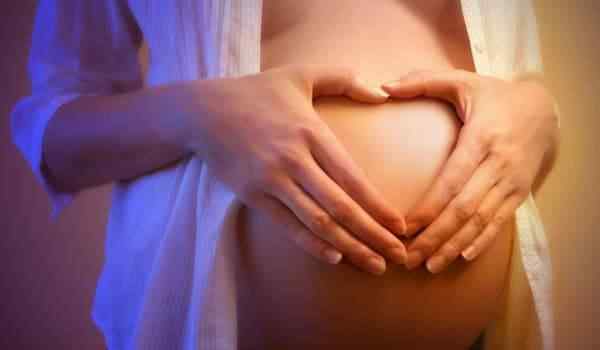 К чему женщине снится своя беременность
